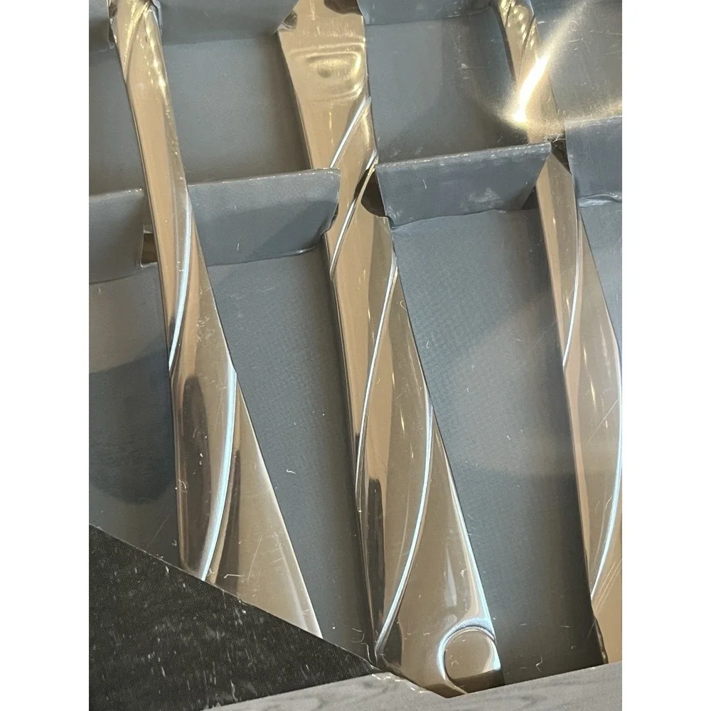 Vintage Hampton 20 Piece Flatware Set Stainless Steel Mirror Polish HN-20208 NEW